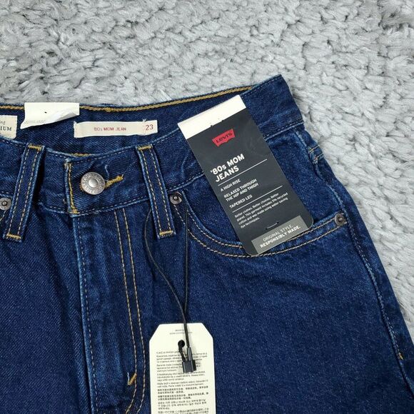 Levi’s Premium 80's Mom Jeans High Rise Tapered Dark Wash Blue Size 23 x 30 - Picture 5 of 12